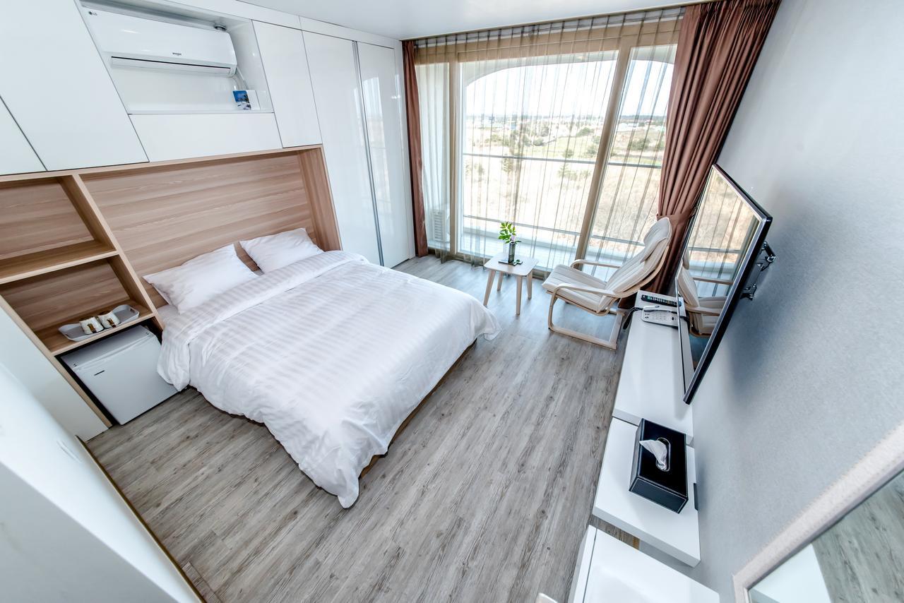 Go To Bed Resort Seogwipo Exterior foto